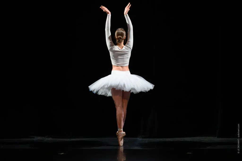Théâtre El Duende, Ivry-sur-Seine : La Mort du Cygne — Gabrielle Jouny. — Photo © JC Dichant